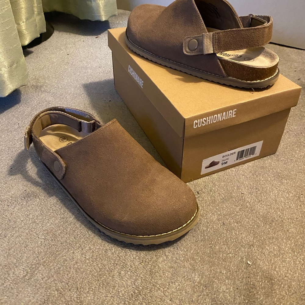 Cushionaire Brown Slip-On Shoes